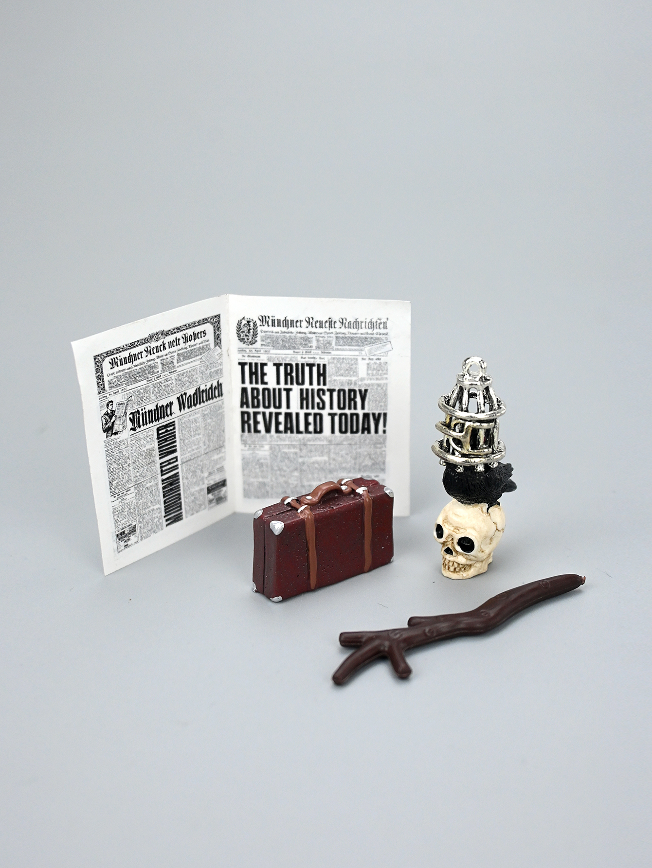 Miniature Academy Luggage Scen - đánh giá và giá Photography Ideas